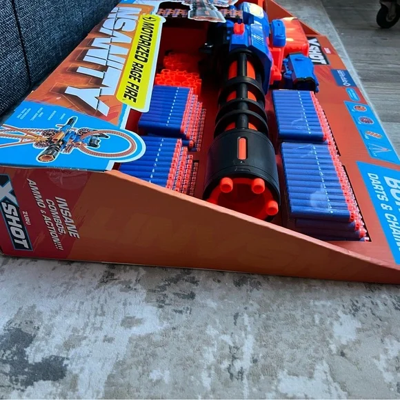 NEW Zuru X-Shot Insanity Motorized Rage Fire Blaster